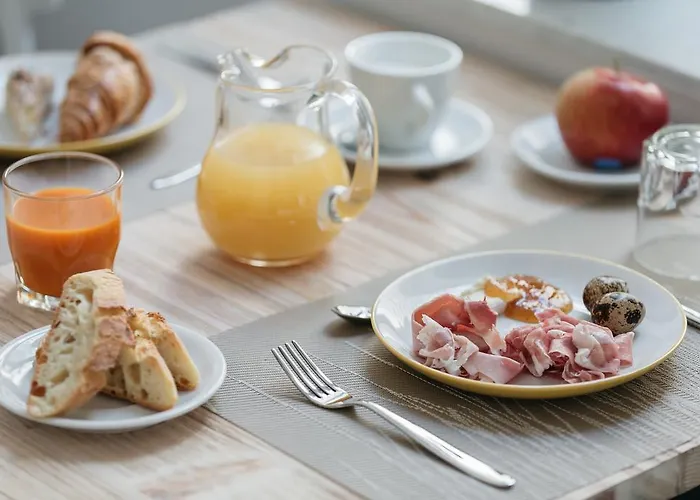 Euterpe Lht 게스트하우스 4*