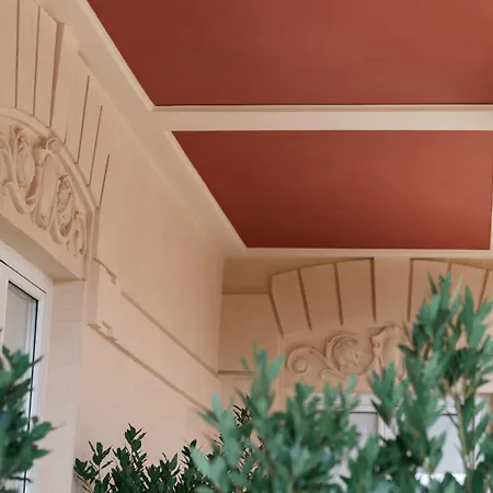 Euterpe Lht Gæstehus 4*