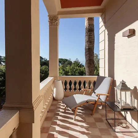 Euterpe Lht Guest house