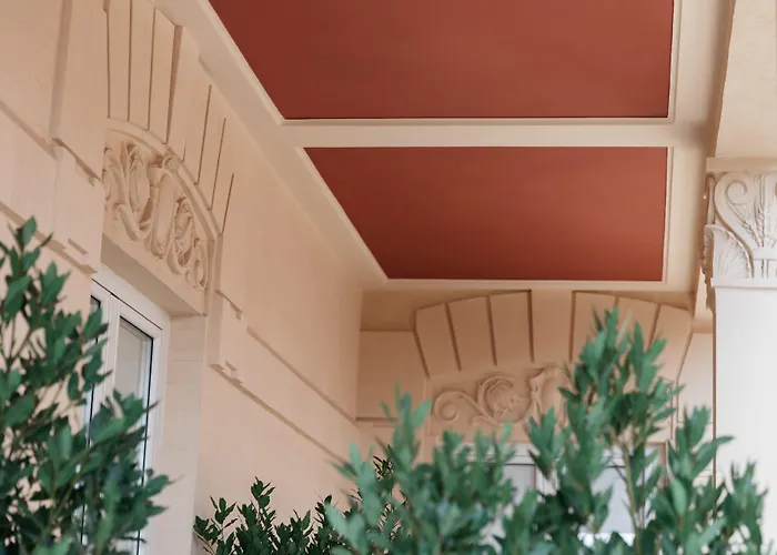 Euterpe Lht בית הארחה 4*