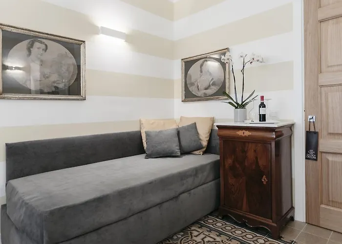 Euterpe Lht Guest house 4*